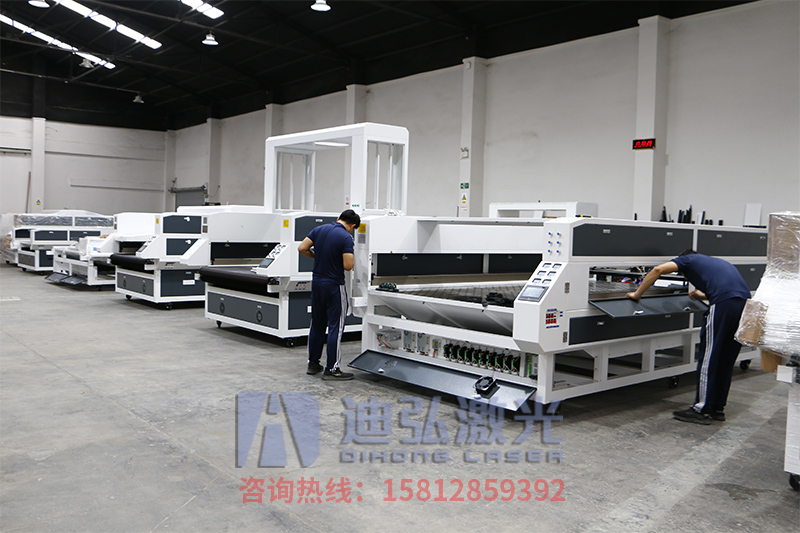 全景攝像定位雙軌異步激光切割機供應 價格 圖片 全景攝像定位雙軌異步激光切割機供應 價格 圖片