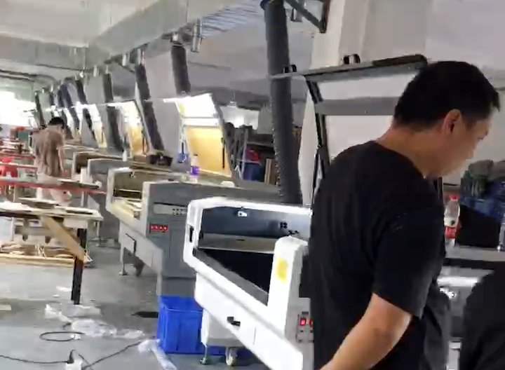 東莞某工藝品玩具廠