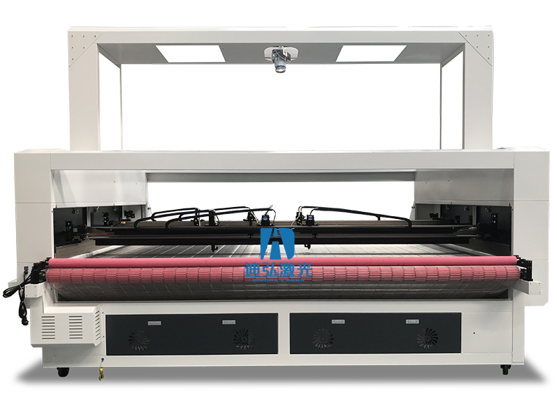 迪弘激光 大幅面激光裁床 DH-2530SSL-SCCD-AUTO 切割機 圖片 價格 源頭廠家